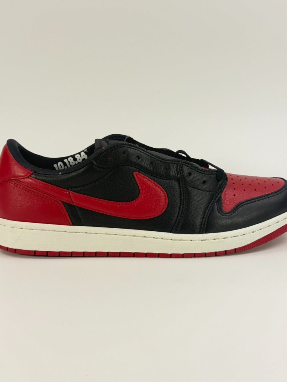 Air Jordan 1 Retro Low OG 'Banned' 2026 IW6276-001 size 13
